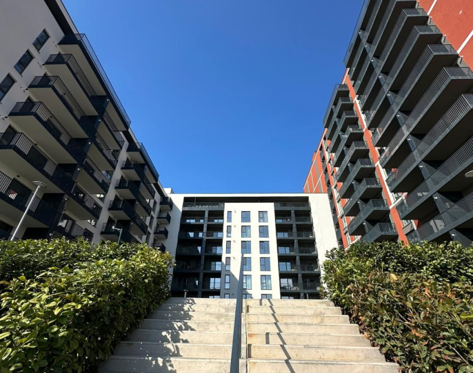 Apartament cu 2 camere la 5 minute de metrou, ce terasa de aprox. 20mp | CP2001798