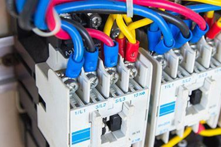 Instalatii Electrice